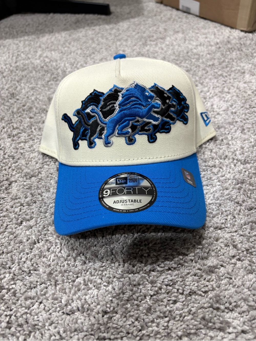 New Era Cream & Blue Detroit Lions 9FORTY Adjustable Hat